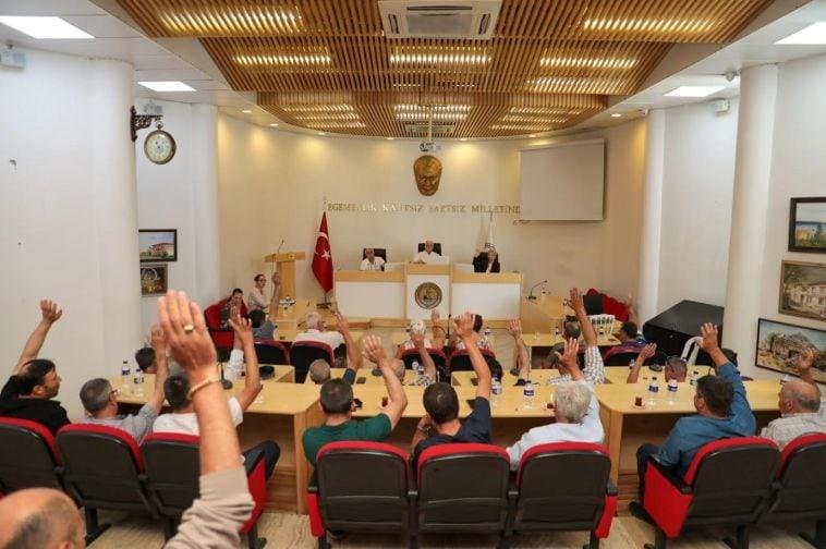 Burhaniye Kent Konseyi’nin Muhtarlar Toplantısı Yapıldı