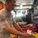 Marketlerde Pazarlık Yok, Pazarın Tadı Bambaşka!”