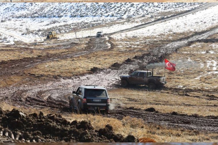 Hazarbaba Dağı’nda Off-Road rüzgarı