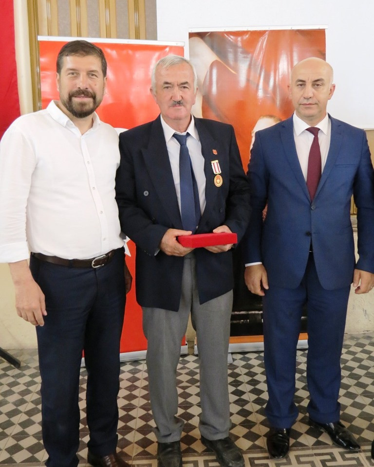 SINDIRGI’DA GAZİLERE MADALYA - 1. resim