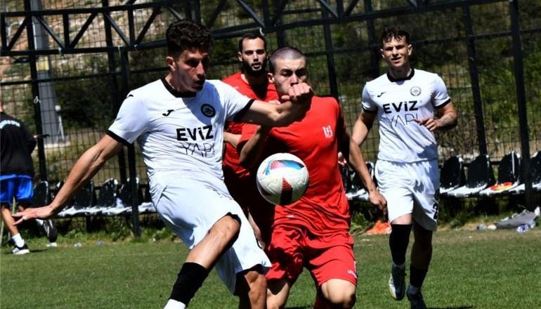 Balıkesirspor: 2- Kuşadasıspor: 0
