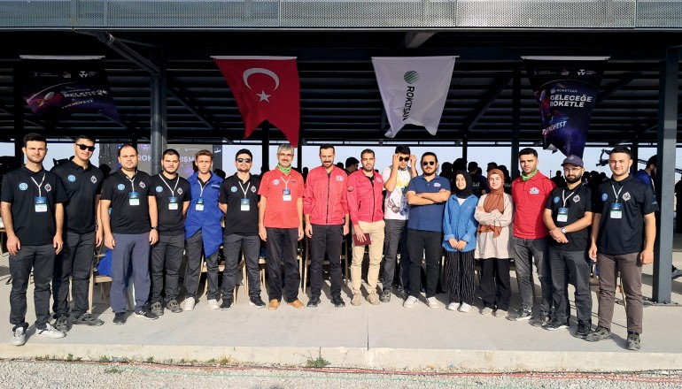 Selçuk Bayraktar’dan BAÜN Öğrencilerine Destek