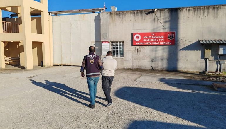 Çocuk Katili ve Firari Hükümlü Bigadiç’te Kıskıvrak Yakalandı