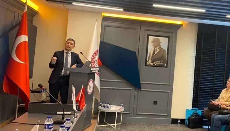 Balıkesir Eczacı Odası'ndan 'Gıda Takviyelerinin Akıllı Kullanımı' Eğitimi