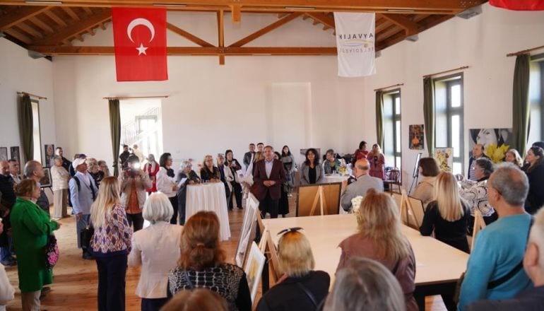 Ayvalık’ta 8 Mart Coşkusu: Kadınlar İçin Birlik ve Dayanışma Günü