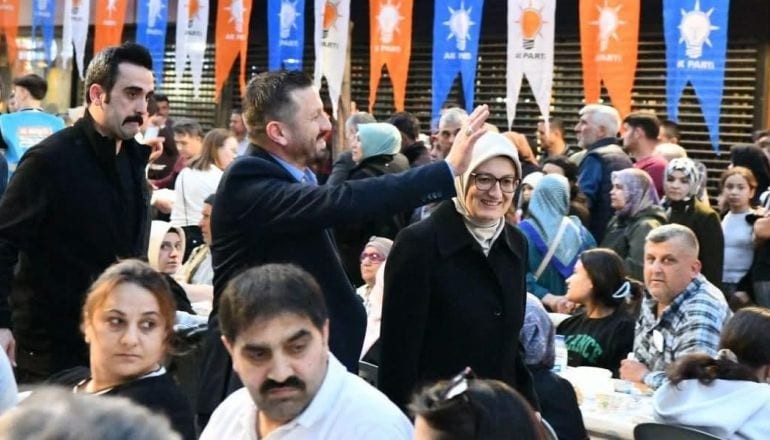 AK Parti Balıkesir’den 9000 Kişilik İftar