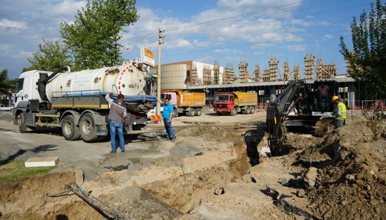 BASKİ, Burhaniye’nin altyapı sorunlarını çözüyor