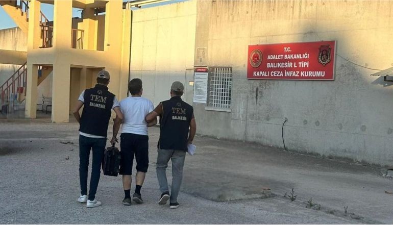 FETÖ/PYD Üyesi Şahıs Balıkesir'de Yakalandı