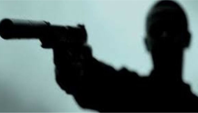 Balıkesir’de Silahlı Saldırı! 16 Yaşındaki Çocuk Hayatını Kaybetti Balıkesir’de Silahlı Saldırı! 16 Yaşındaki Çocuk Hayatını Kaybetti