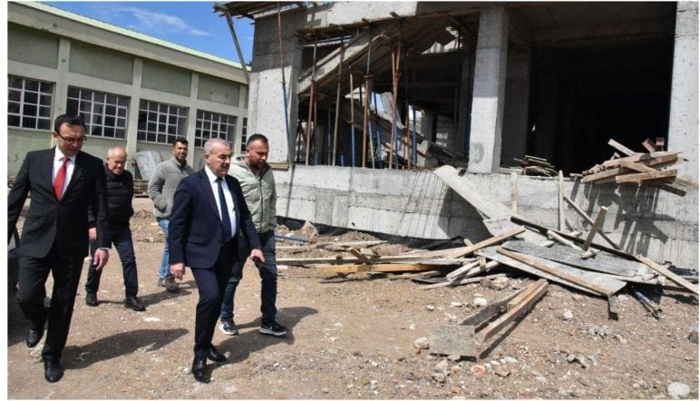 Müdür Demir’den Bandırmalı Öğrencilere Mesaj