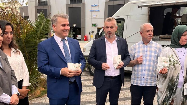 AK Parti Karesi İlçe Kadın Kolları’ndan Geleneksel Lokma Hayrı
