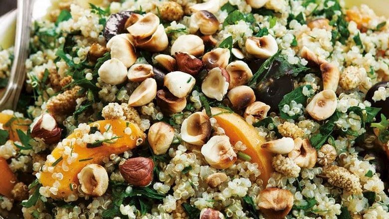 Balıkesir'de Kadınlar Kahvaltıda Kinoa Salatası Yiyor