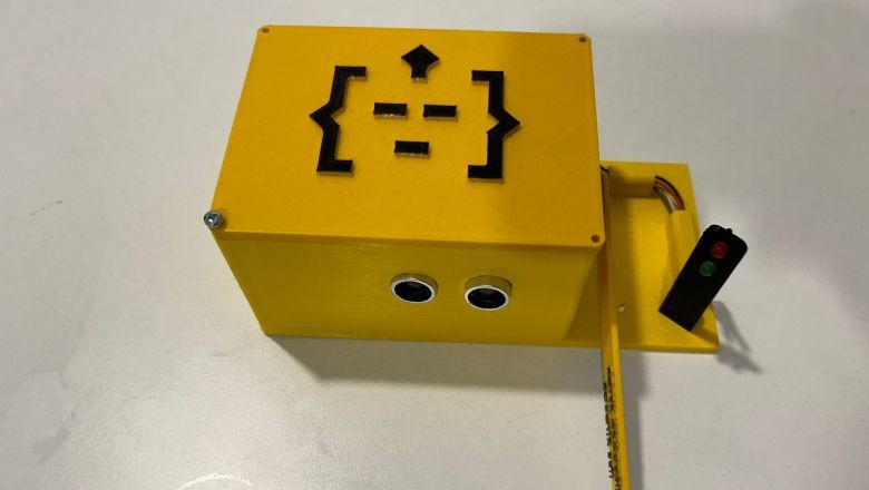 Balıkesirli Gençlerden Girişimcilik Örneği: "Evde Robot Yapımı Mümkün!"