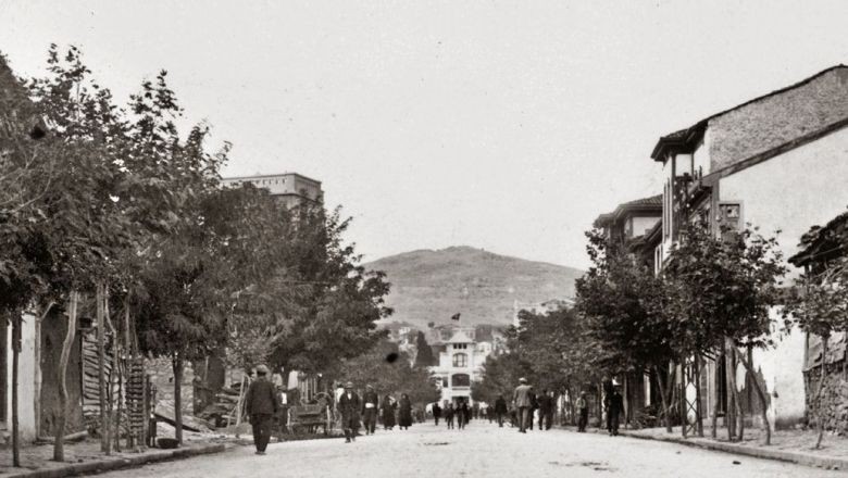 1925 Yılında Balıkesir'de Bir Gün Nasıl Geçerdi? 