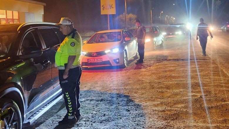 Balıkesir Gece Uygulamasında Arananlar Yakalandı