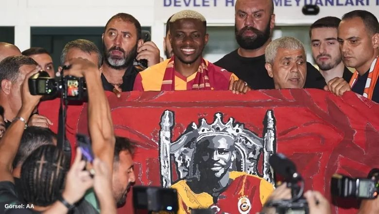 Osimhen Rekor İzleyici İle Geldi!