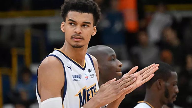 Victor Wembanyama'dan Yüzük Sözü. 2023 NBA Draftı’nda sıralamaları bu gece düzenlenen çekiliş belirledi. Gecenin talihlisi San Antonio Spurs olduç. 23 Haziran gecesi ilk seçimi yapacak.