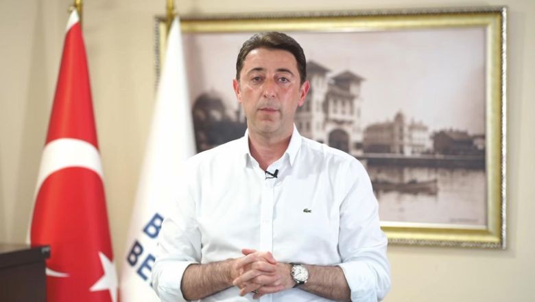 Tosun’dan Oy Ver Çağırısı. Bandırma Belediye Başkanı Tolga Tosun, Bandırmalı vatandaşlara seslendi. Herkesi sandık başına davet etti.