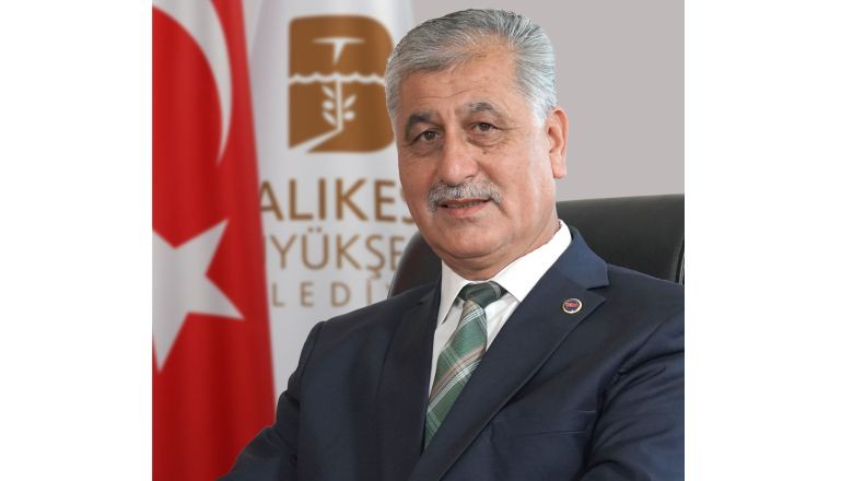 Turhan Şimşek kimdir ? Turhan Şimşek Nereli ? Eğitim hayatı nedir ? Turhan Şimşek’in asıl mesleği ne? Hangi partiden ?