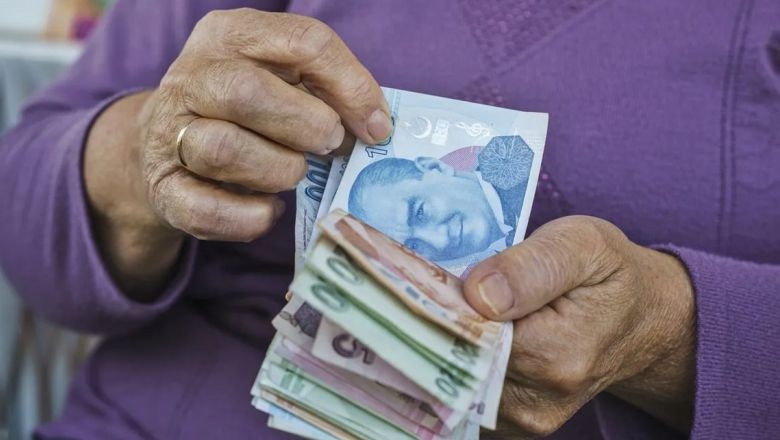 2023 emekli bayram ikramiyesi ne zaman yatacak ? Kurban Bayramı ikramiyesi ne kadar ? SSK ve BAĞ-KUR emekli ikramiyesi kaç TL olacak? 