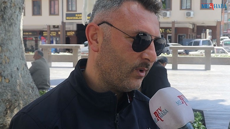 Balıkesirli vatandaşlara yazın Balıkesir’de denize girmeyi tercih ettikleri mekanları sorduk. Ayrıca yerli halk buraları neden tercih ettikleri konusun da cevap verdi. Alınan Cevaplar arasında Ayvalık Sarımsaklı Plajı İlk sırada yerini aldı. Bunun yanı sıra Edremit, Altınoluk gibi sahil şeridi ilçeler de tercihler arasında.