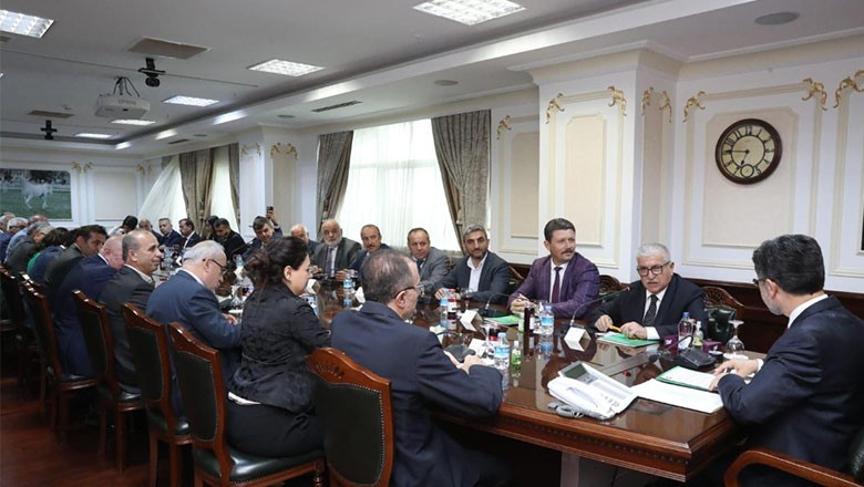 Bakan Yumaklı'nın İlk Misafirleri. HAYKOOP’tan İbrahim Yumaklıya Ziyaret. Yumaklı’ya Makamında İlk Ziyaret...