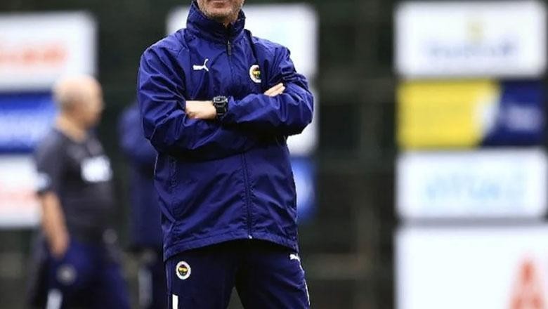 Fenerbahçe Teknik Direktörüne Kavuşuyor Fenerbahçe'de İsmail Kartal sesleri. Fenerbahçe’de teknik direktör belirsizliği sona eriyor.