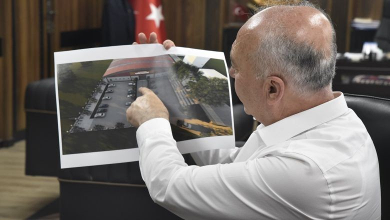 Kapalı Pazar Yeri İçin İstişareler Sürüyor