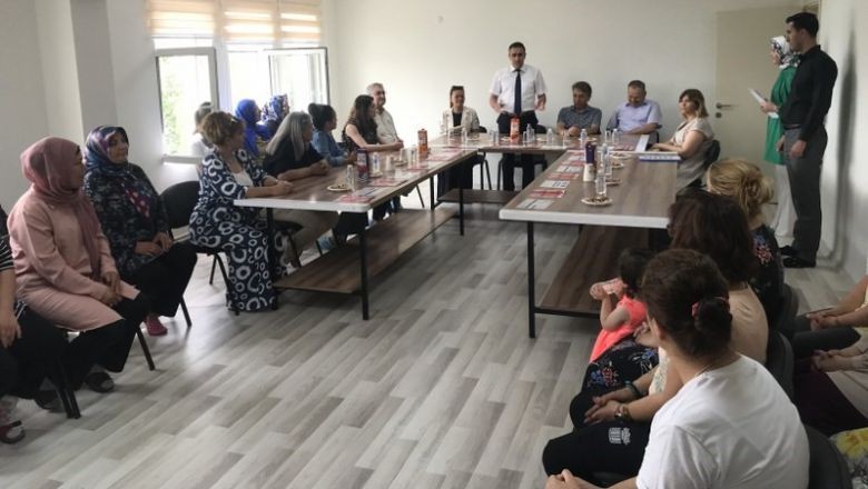 Kaymakam Memiş Sertifika Törenin'de