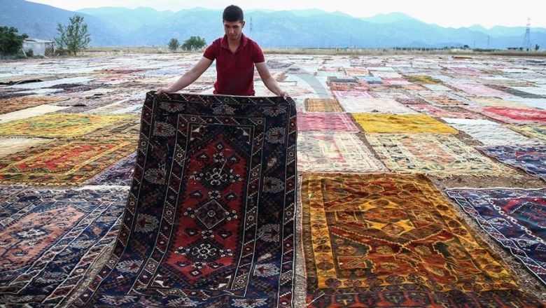 Antalya'nın Rengarenk Halı Tarlaları