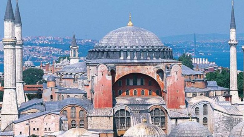 KPSS' de Çıktı: Ayasofya Ne Demek?