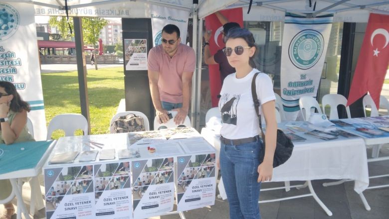 Balıkesir Üniversitesi Gençlere Rehberlik Ediyor
