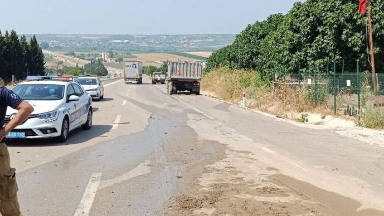 Bandırma'da Kum Yüklü Kamyon Can Aldı