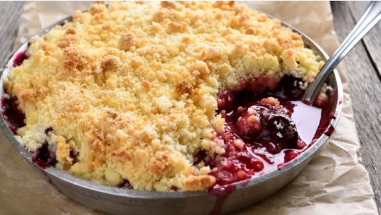 Böğürtlenli ve Labneli Crumble