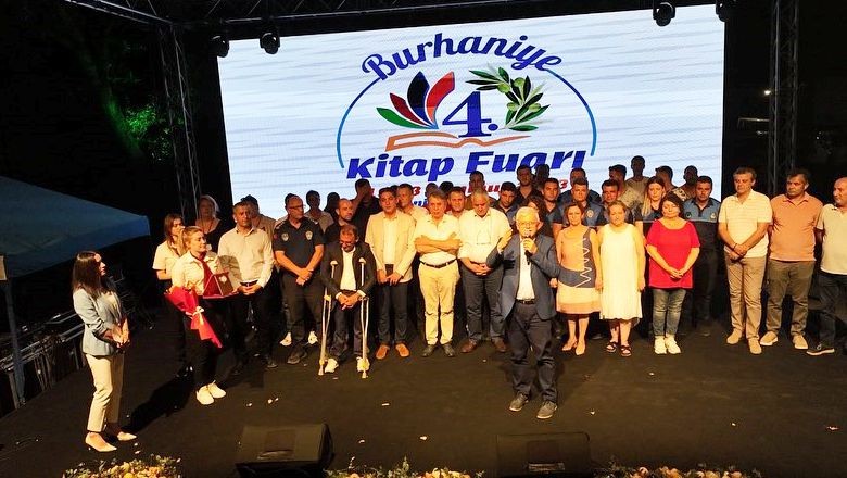 Burhaniye 4 . Kitap Fuarı'nda Görkemli Kapanış