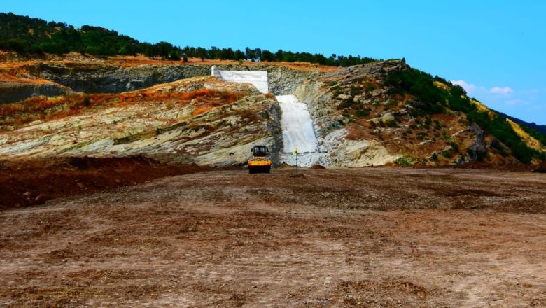 Burhaniye Reşitköy Barajı'nın İnşaatı Sürüyor