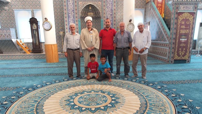 Çifte Minareli Camii Burhaniye'de Ziyaretçilerini Bekliyor