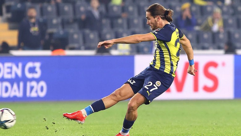 Crespo'nun Menajerinden Flaş Açıklama