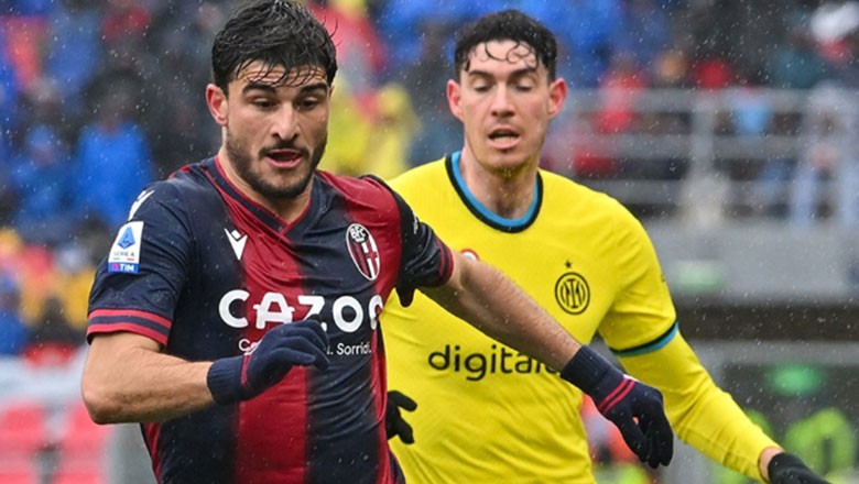 Fenerbahçe Orsolini’den Vazgeçmedi. Fenerbahçe'nin Riccardo Orsolini ısrarı Masadaki rakam değişmedi.