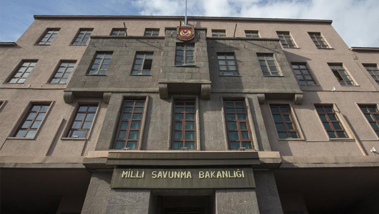 MSB’den Askerlik Hizmet Süresi Hakkında Açıklama.Askerlik hizmet süresinin uzatılmasına yönelik çıkan iddialara yanıt geldi...