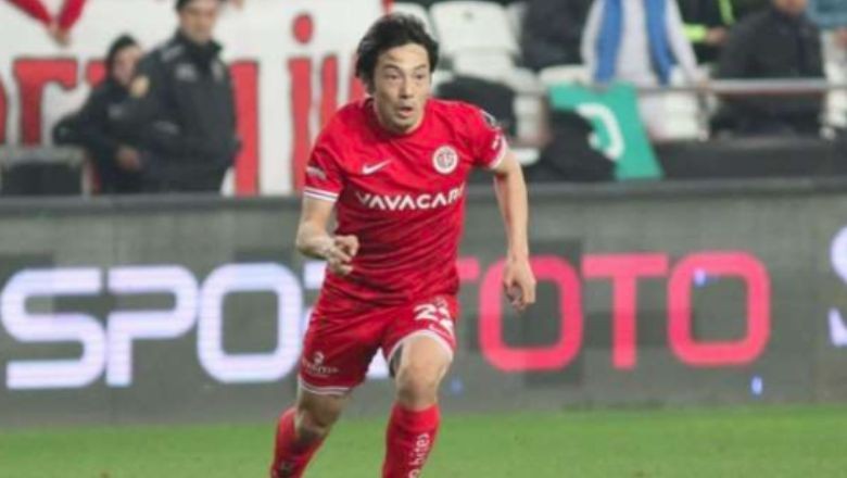 Antalyaspor, Japon Futbolcuyla Yollarını Ayırdı
