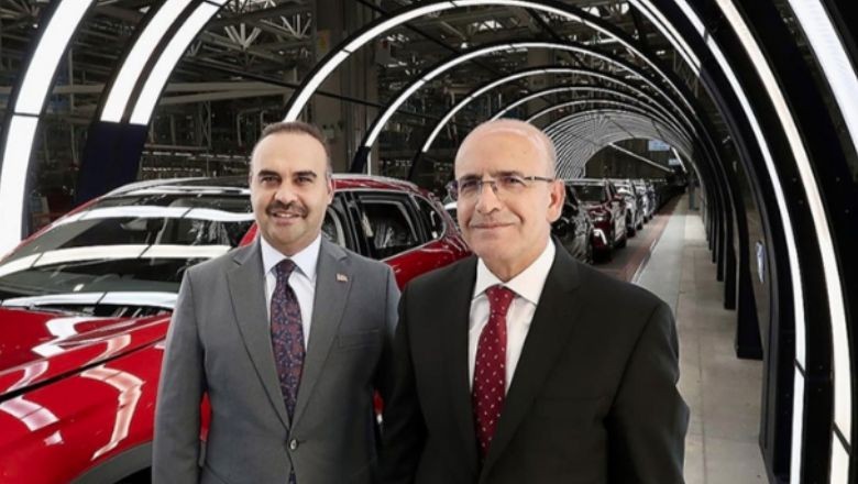 Bakan Kacır ve Bakan Şimşek'ten TOGG Üretim Kampüsüne Ziyaret