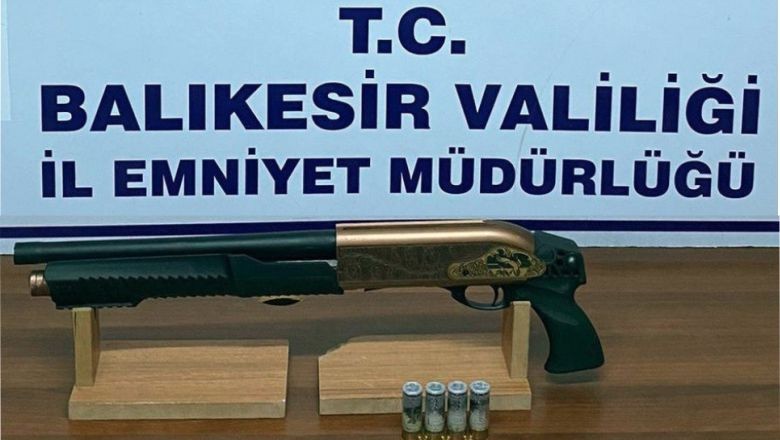 Balıkesir'de Büyük Kavga: Daireye Kurşun Yağdırdı