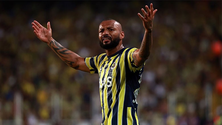 Braziya’lı İsim Fenerbahçe’den Ayrılmak Üzere.Joao Pedro Sarı Lacivertli Ekibe Veda Mı Ediyor?