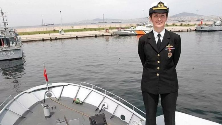 NATO'dan Türkiye'nin İlk Amiraline Övgü