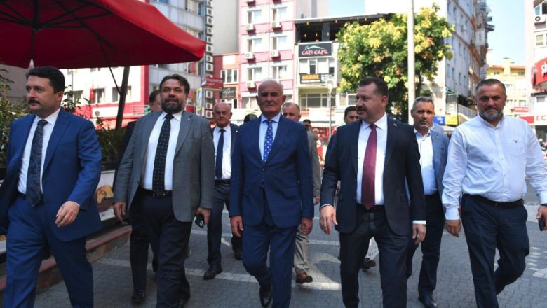 Yerel Yönetimler Başkanı Yücel Yılmaz’ı Tebrik Etti