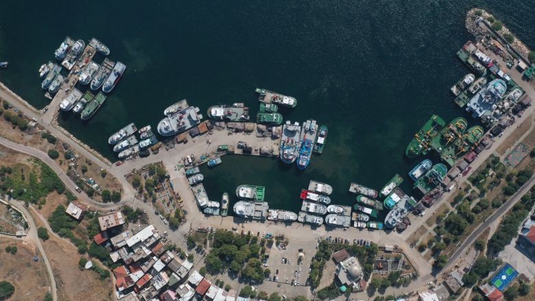 Balıkesir'de "Balıkçı Köyü" Nasibini Denizde Arıyor