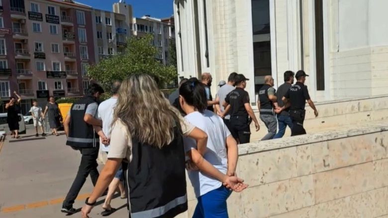 Balıkesir'de Göçmen Kaçakçılığı Operasyonu