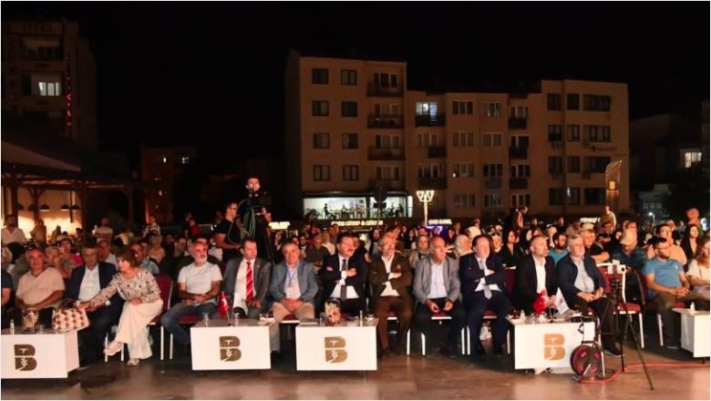 Balıkesir'de Suçıktı Akşamları Tarihi Meydanda Gerçekleşiyor