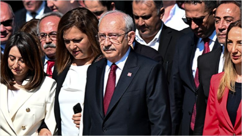 CHP'de Kurultay Tarihi Salı Günü Netleşecek